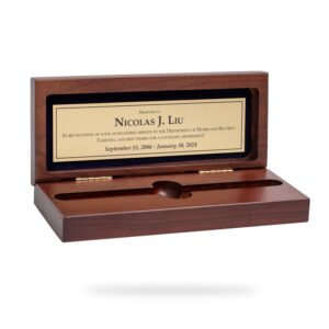 Alternative view of 2 Coin Desk Pen Holder w/Lid